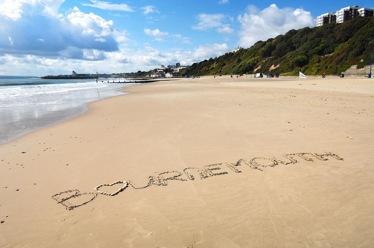 Curzon Lodge Bournemouth Bagian luar foto